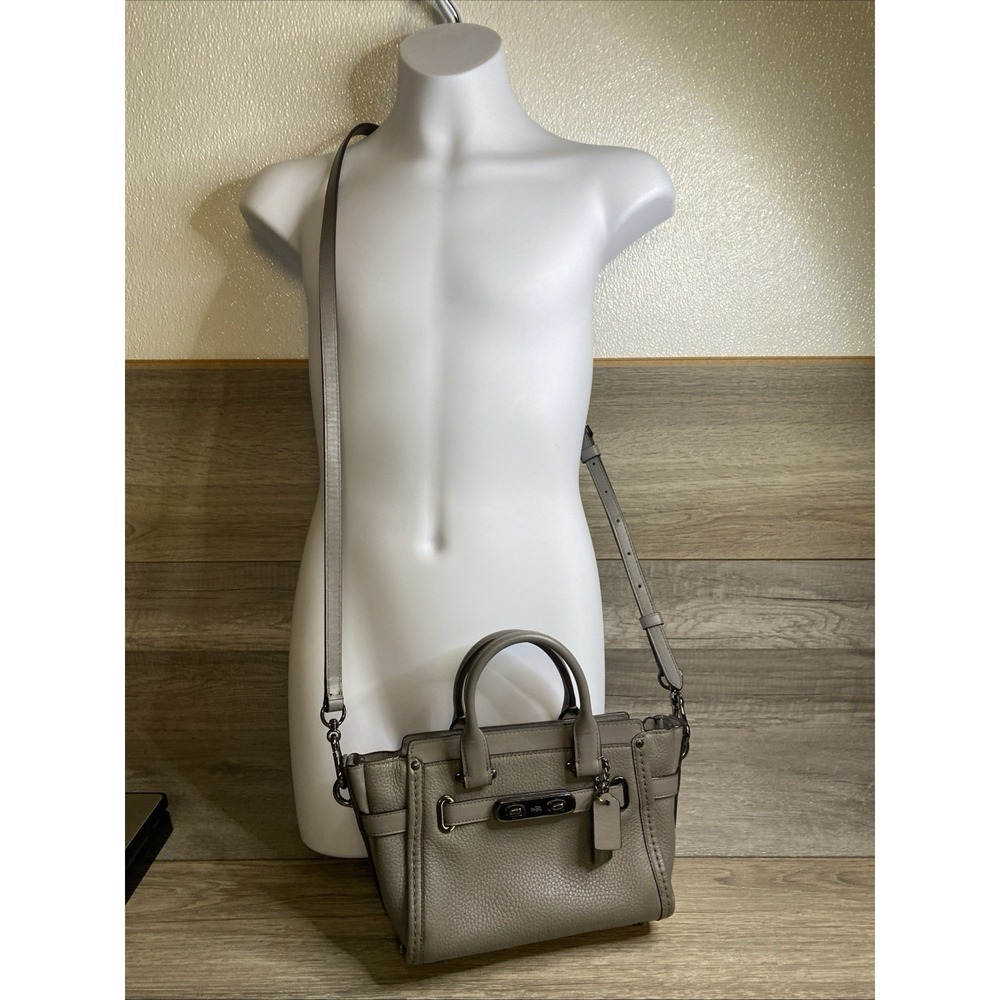 Coach Swagger Purse Pebbled Leather And Suede